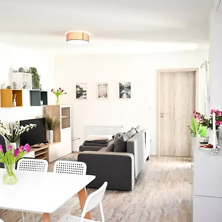 Apartment Krisztina Apartman