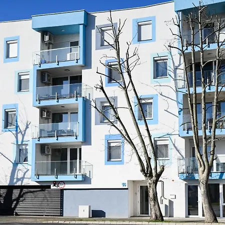 Krisztina Apartman Apartment