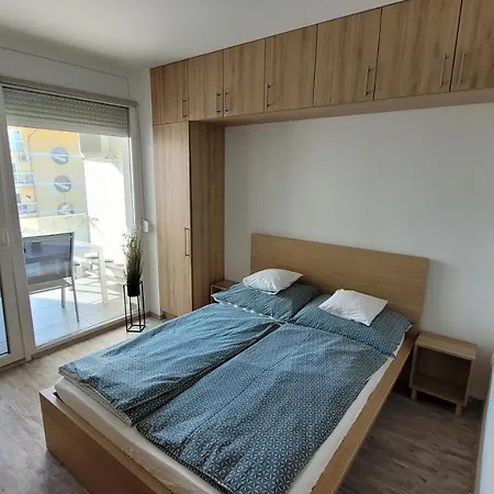 Krisztina Apartman * Siofok